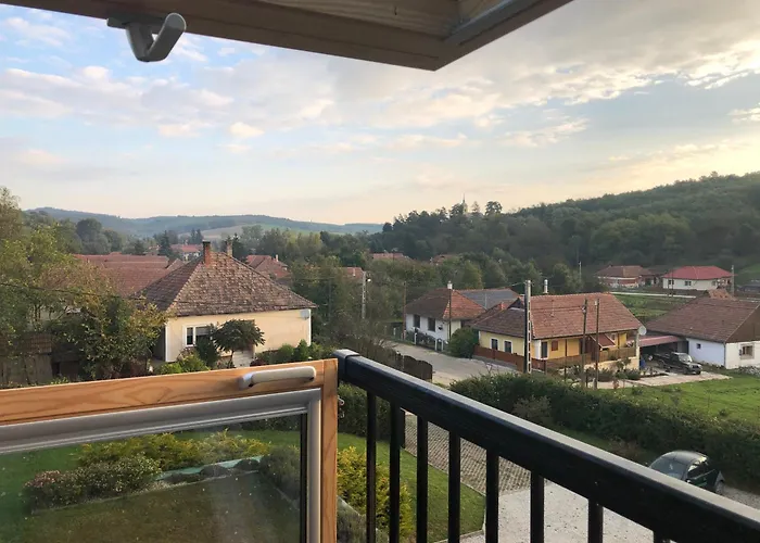 Fáy Mansion Villa *